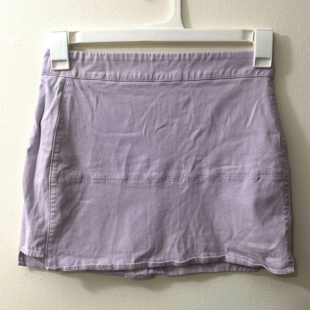 FOREVER 21 Lavender Mini Skirt Zipper $18  SIZE SMALL A-Line Preppy Clean Simple